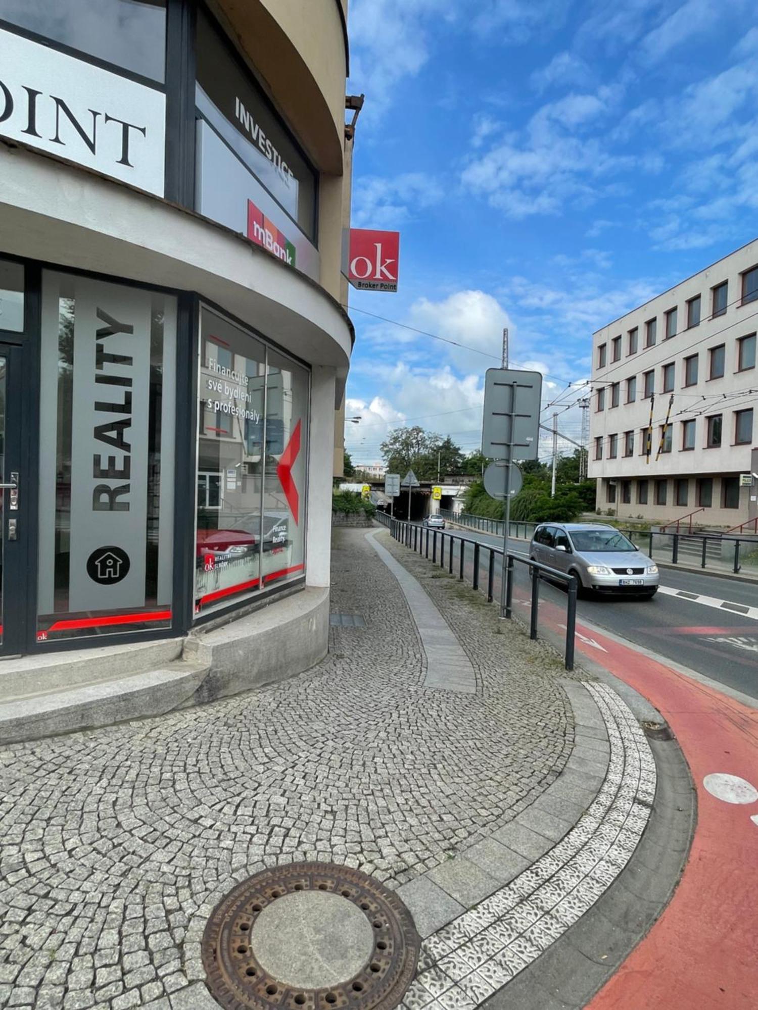 Hostel Kolotuk Hradec Králové Zewnętrze zdjęcie
