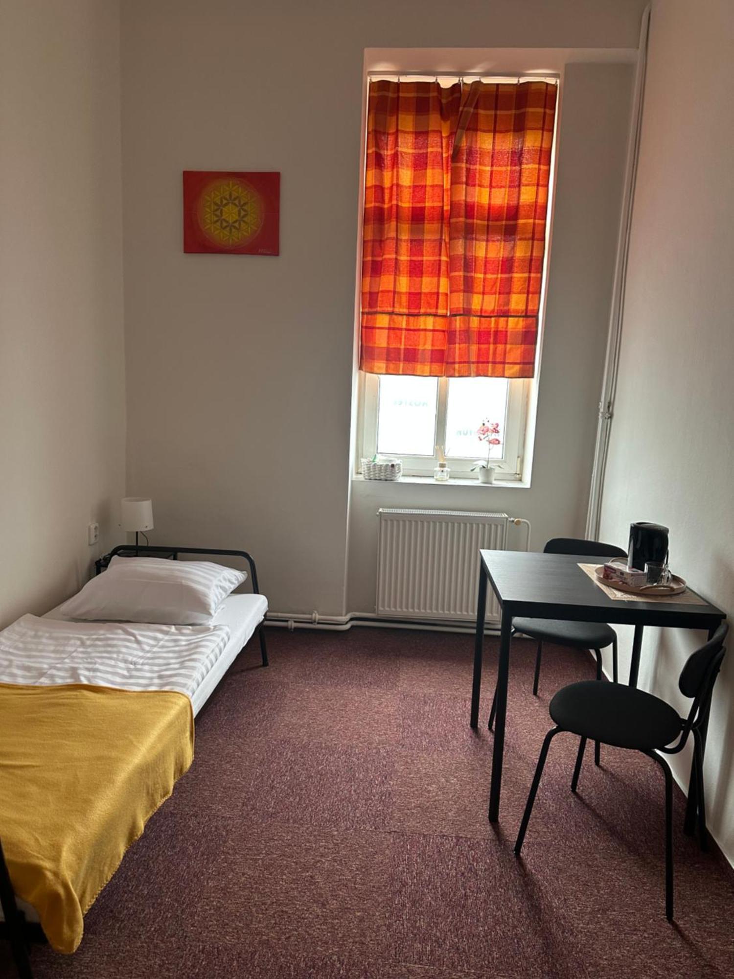 Hostel Kolotuk Hradec Králové Zewnętrze zdjęcie